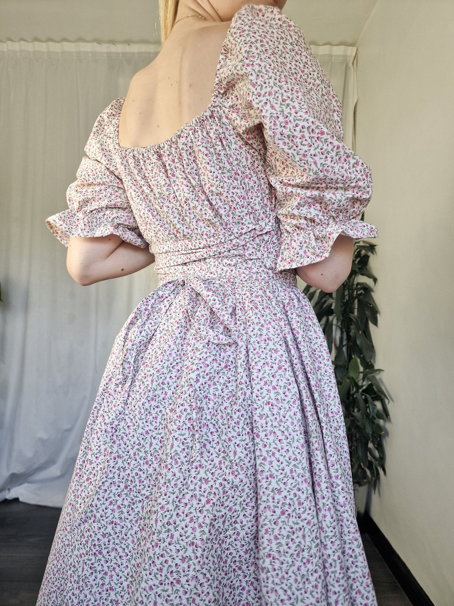 Milkmaid Dress (Lace Up Back)
