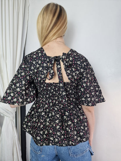 Black Floral Blouse UK 6-8 (possible small 10, c grade sample)